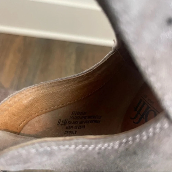 Sofft Wyoming Anthracite Laser Cut Leather Ankle Booties size 9.5 - Picture 9 of 9